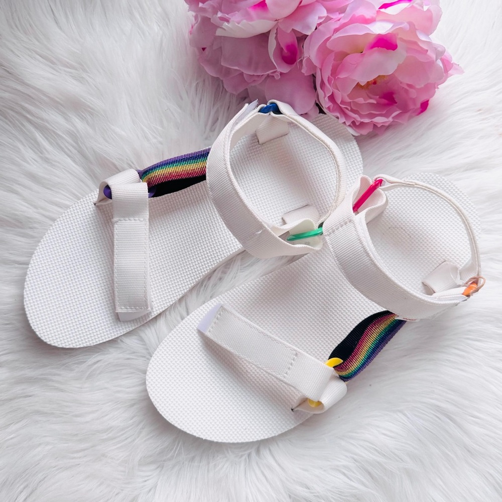 Teva Rainbow Sandals